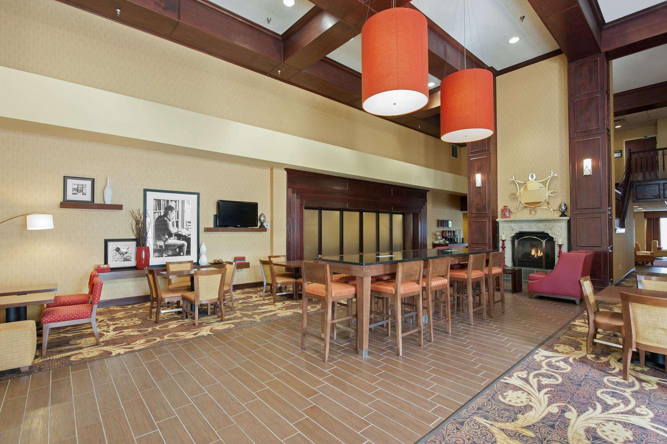 Hampton Inn & Suites Cleveland-Southeast-Streetsboro Exterior photo
